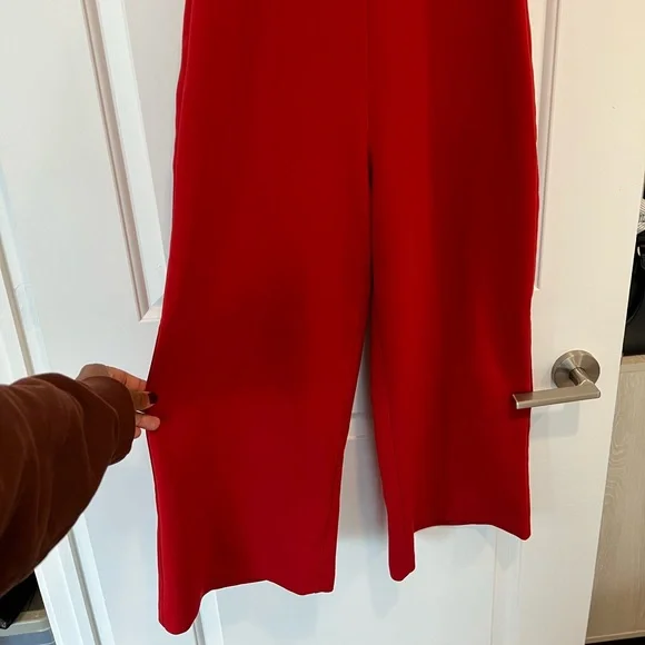 H&M Red Off the Shoulder Jumpsuit, Size 10 - Picture 5 of 8